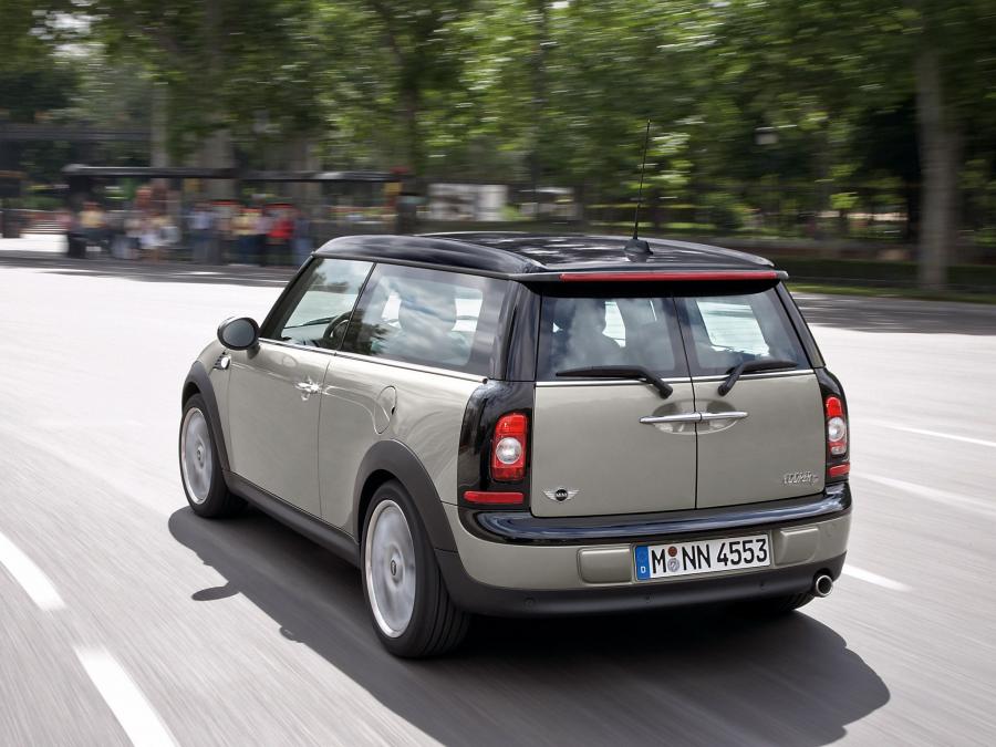  Mini Cooper D Clubman 2007 года  (фото 9 из 24)
